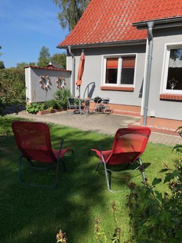 Ferienhaus Neumann - Ein Ganzes Haus Fuer Ihren Urlaub! Hessenburg Exterior photo